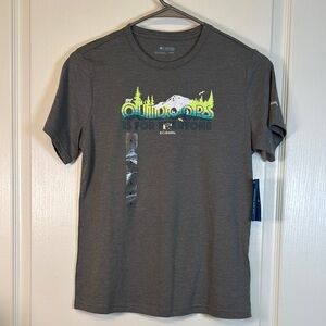 Columbia Outdoors is for Everyone Gray Graphic Shirt Size XS NWT #2939